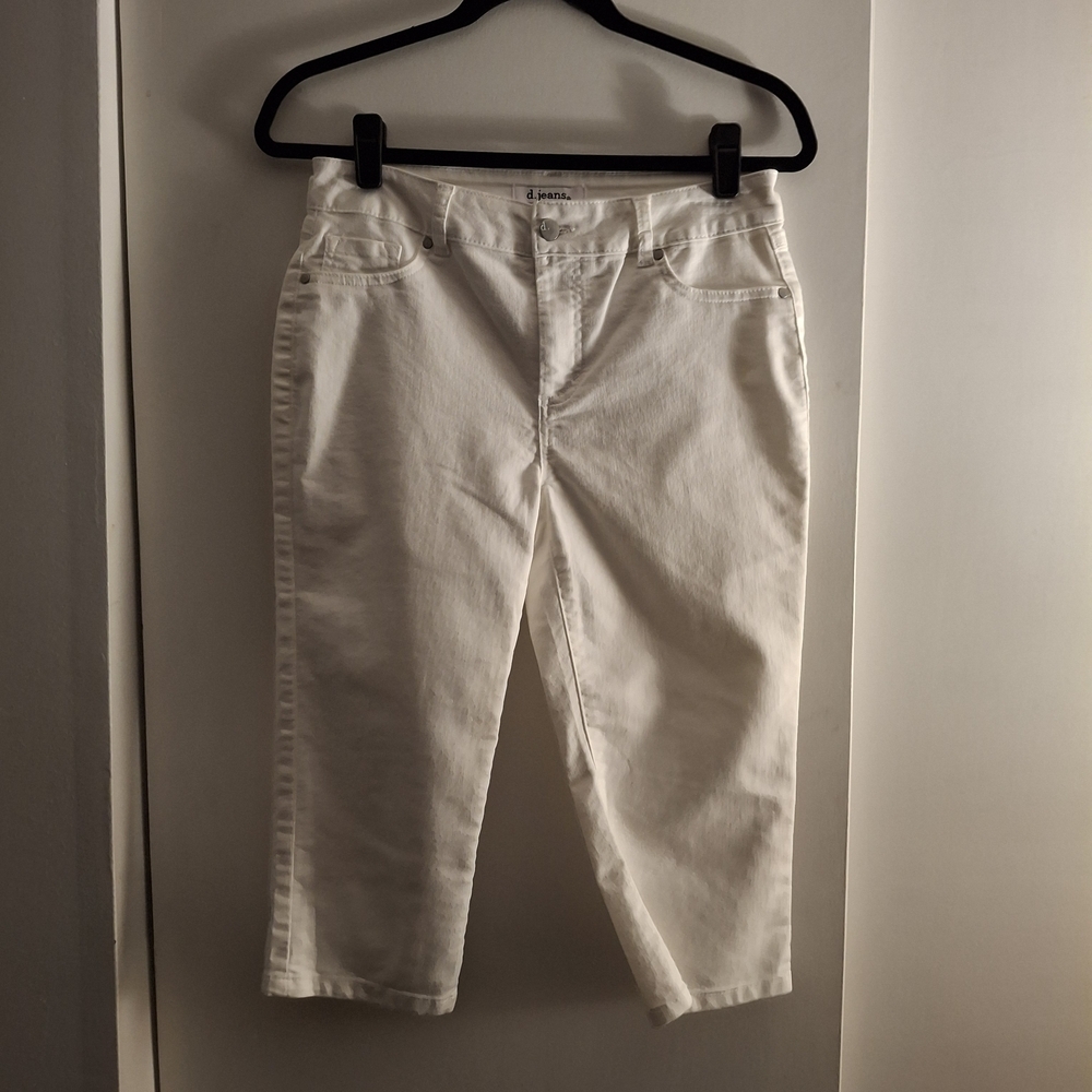 d. jeans Women's White Ankle Cropped Jeans